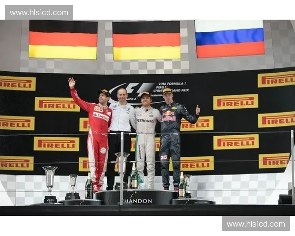 打造全新体育沉浸式体验平台,让观众如身临其境般感受赛事激情与氛围